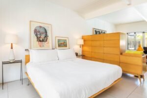 ec4bf0b2-2de2-4a46-83d5-40fc1e84cf3c